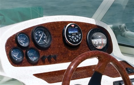 Boss Marine MGR350B round dashboard stereo